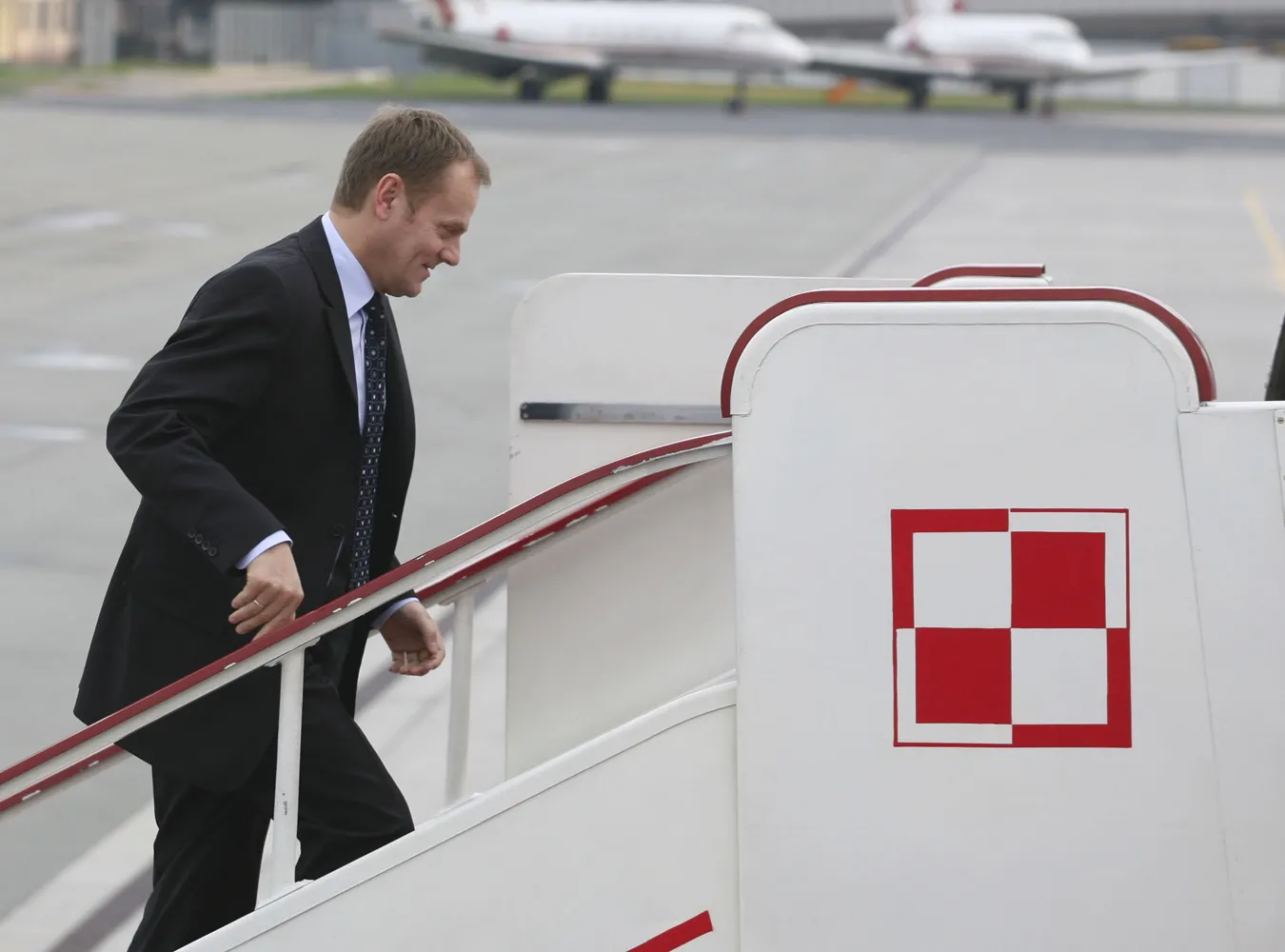 Na szczyt do Brukseli leci tylko Donald Tusk