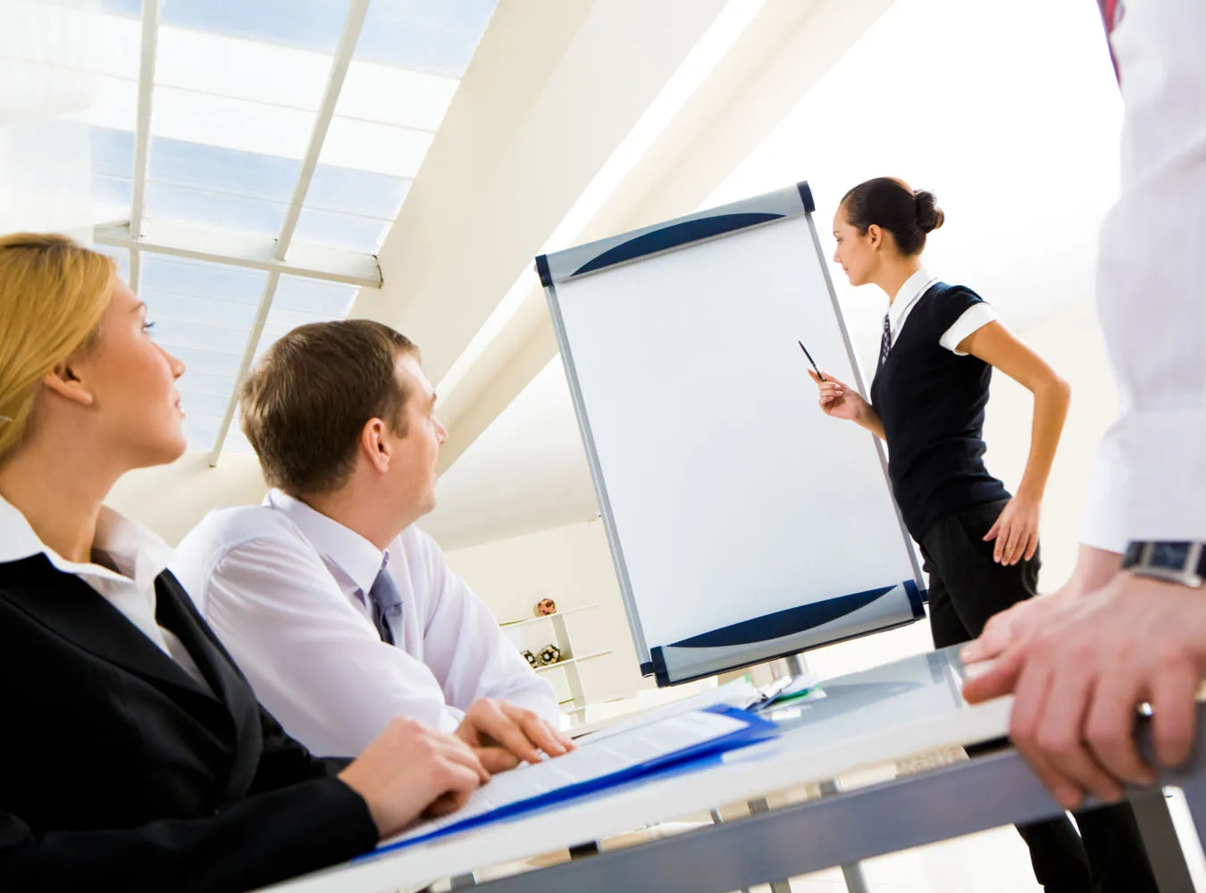 Kobieta pracująca żadnej pracy się nie boi