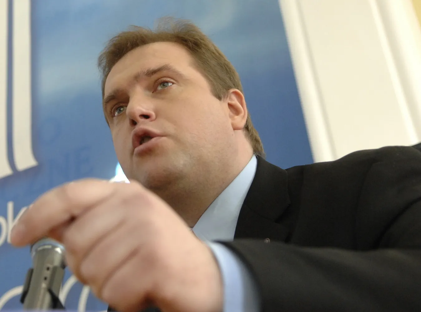 Tusk dał komendę "w lewo zwrot"