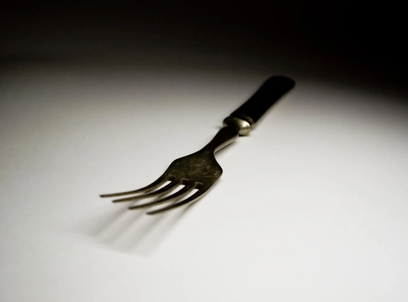 Postrach restauratorów znów atakuje