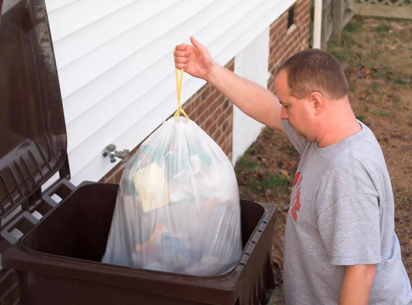 Co w domu robią matki, a co ojcowie