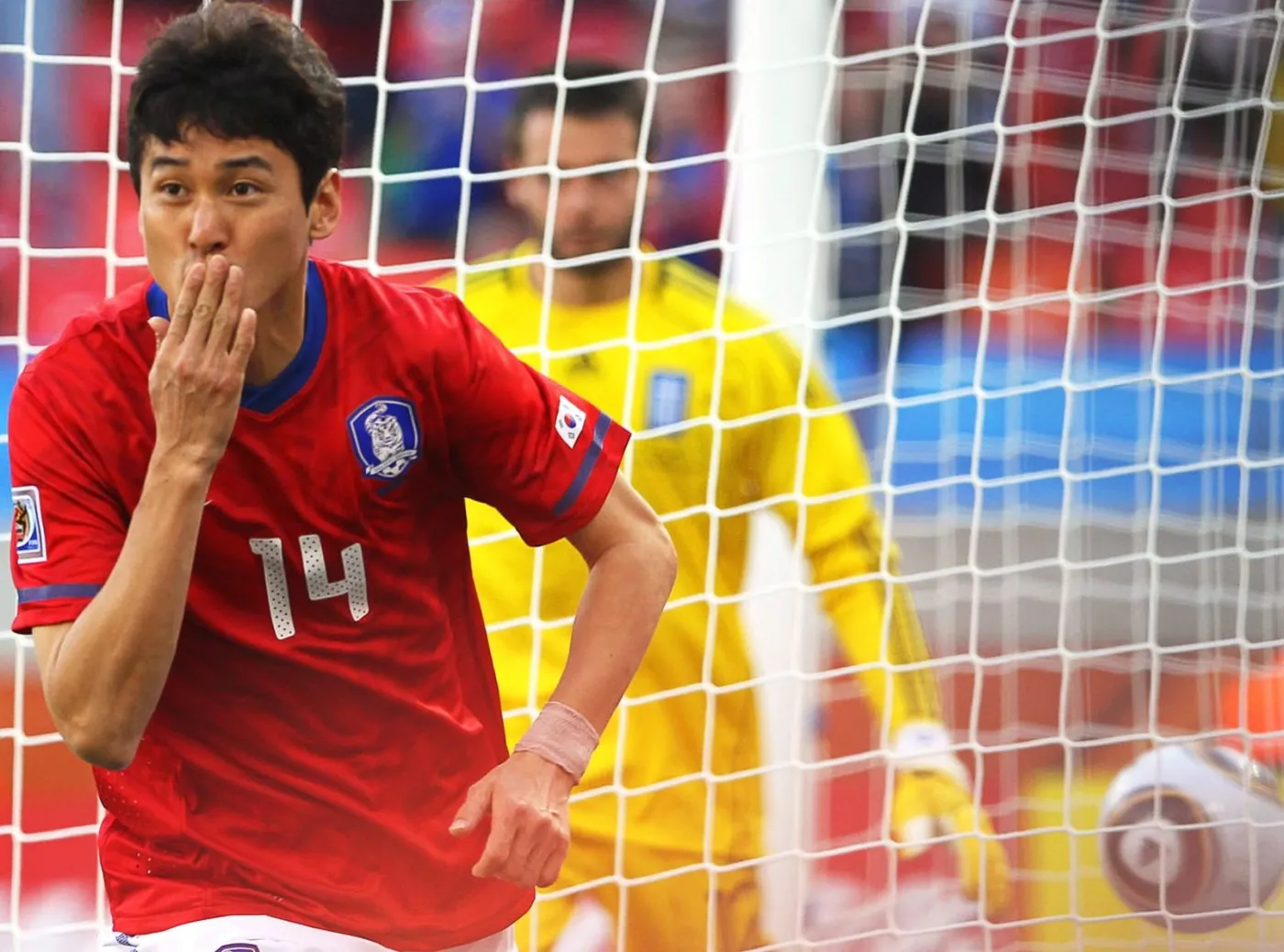 Grecy nie radzą sobie z Koreą