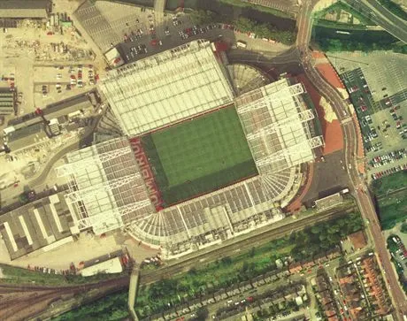stadion_manchester_un_2193a_1366458.jpg