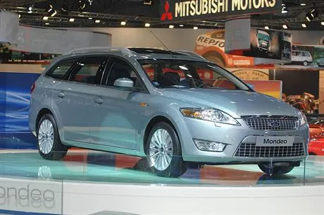 nowy_ford_mondeo_komb_3477a_1377224.jpg