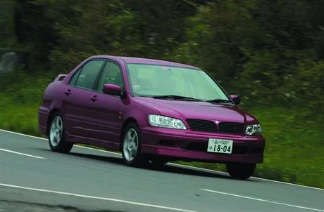 mitsubishi_lancer_ced_5112a_1392959.jpg