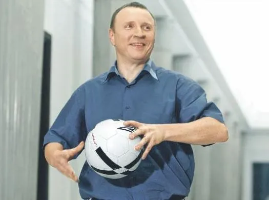 Kurski broni Rooney'a. Skarży się do FIFA