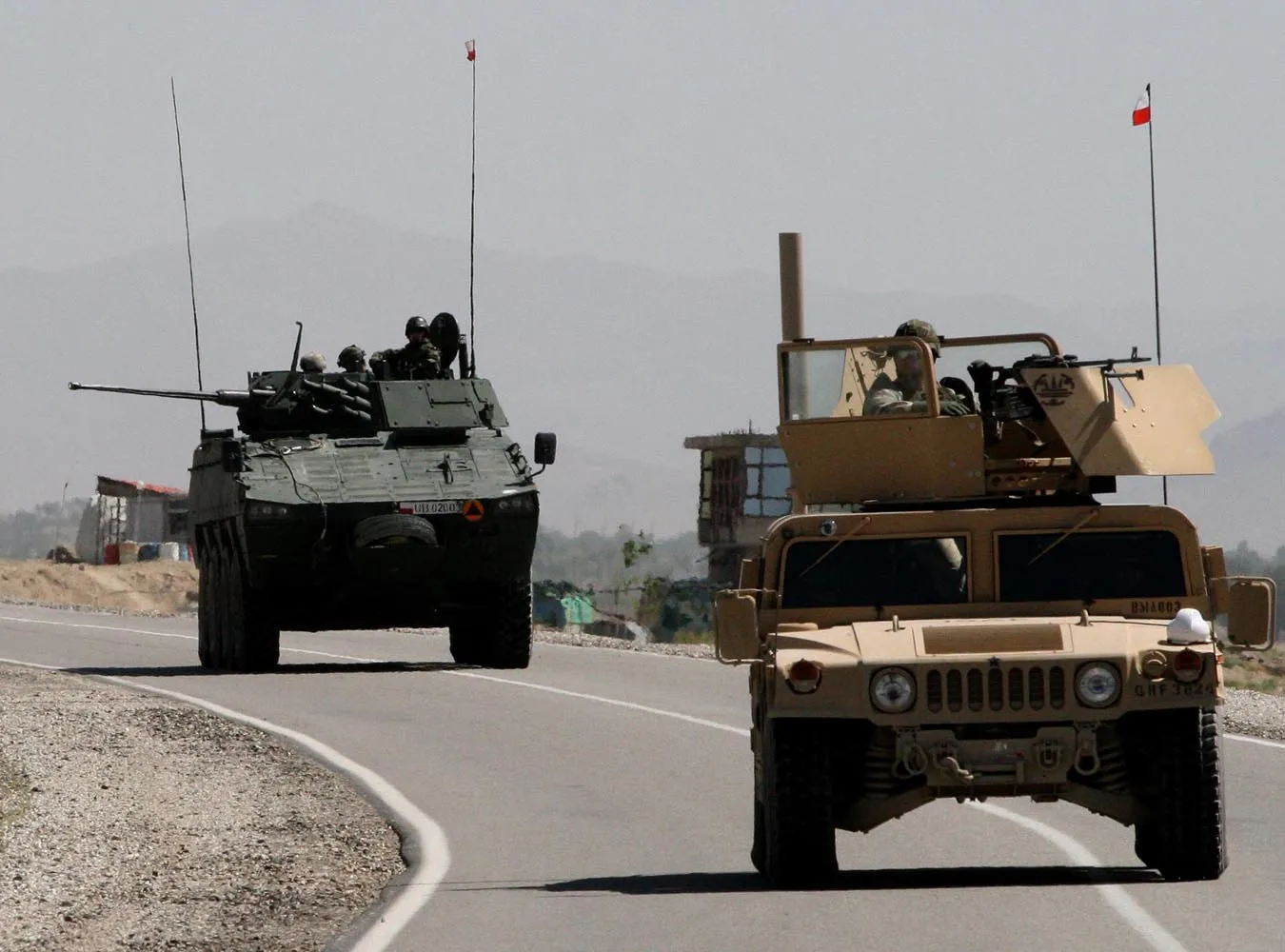 Polacy na celowniku talibów przez kampanię?