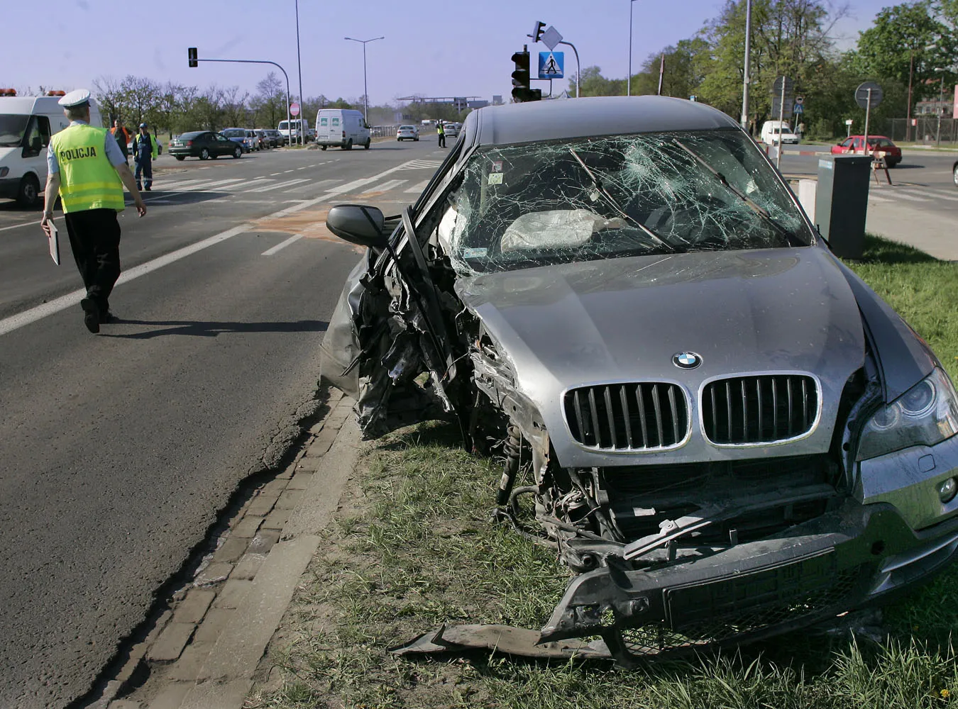 Oto haki w polisie auta, o których nie wiesz