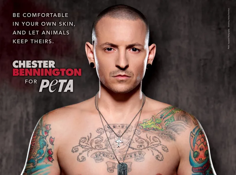 Lider Linkin Park obnażył się w obronie zwierząt