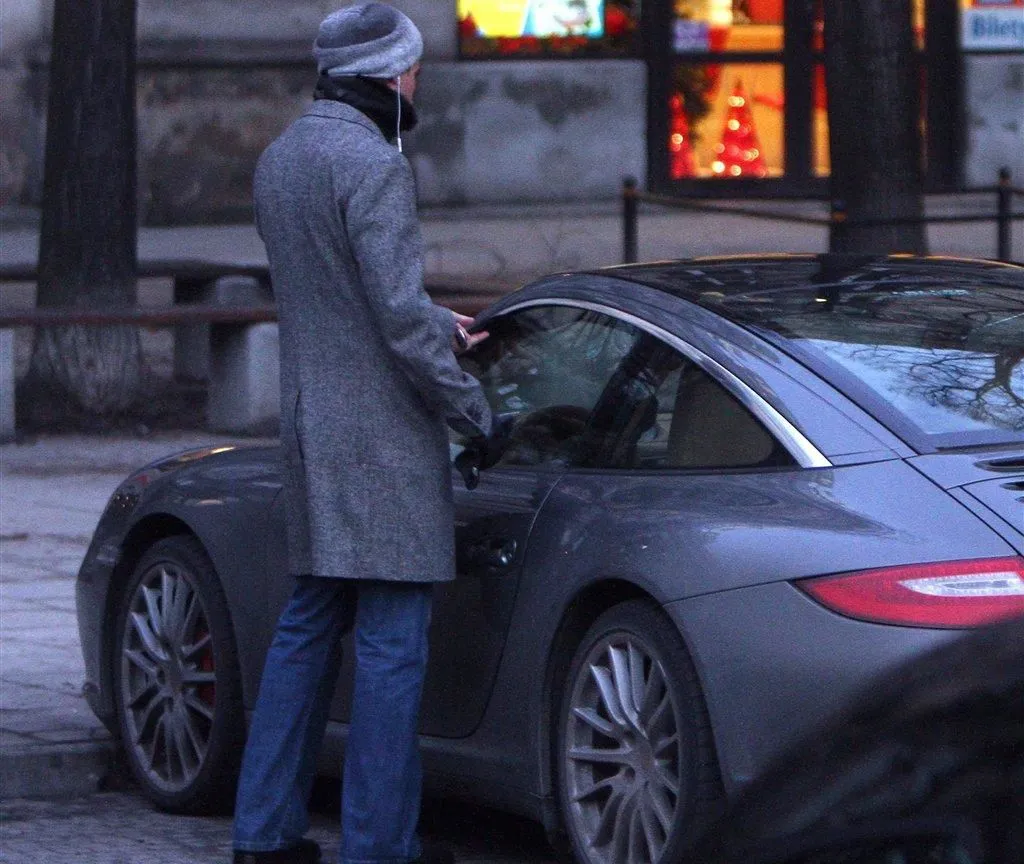1759996-tomasz-kammel-i-jego-porsche.jpg