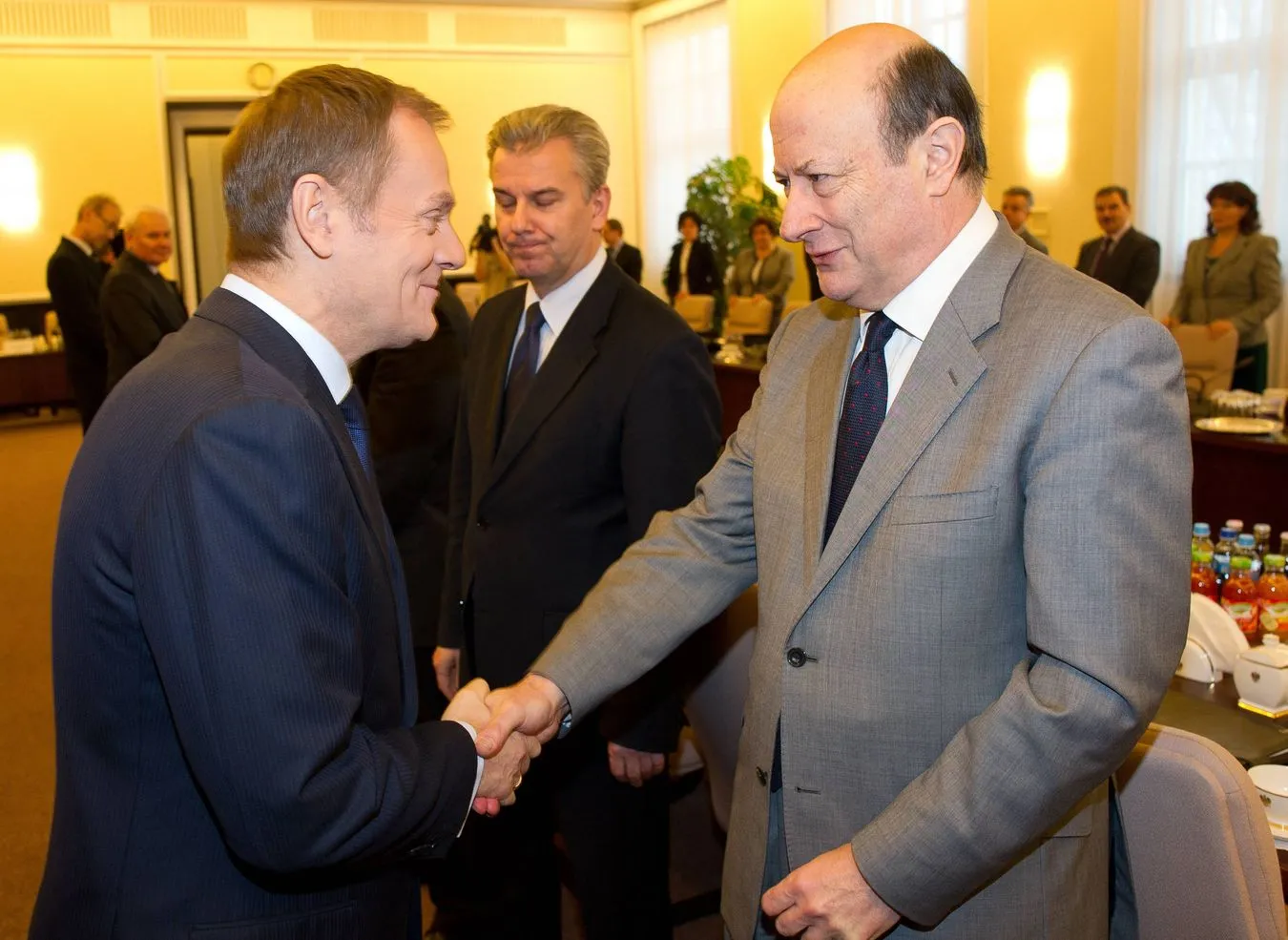 "Rząd potwierdza, że zmniejszy deficfyt"