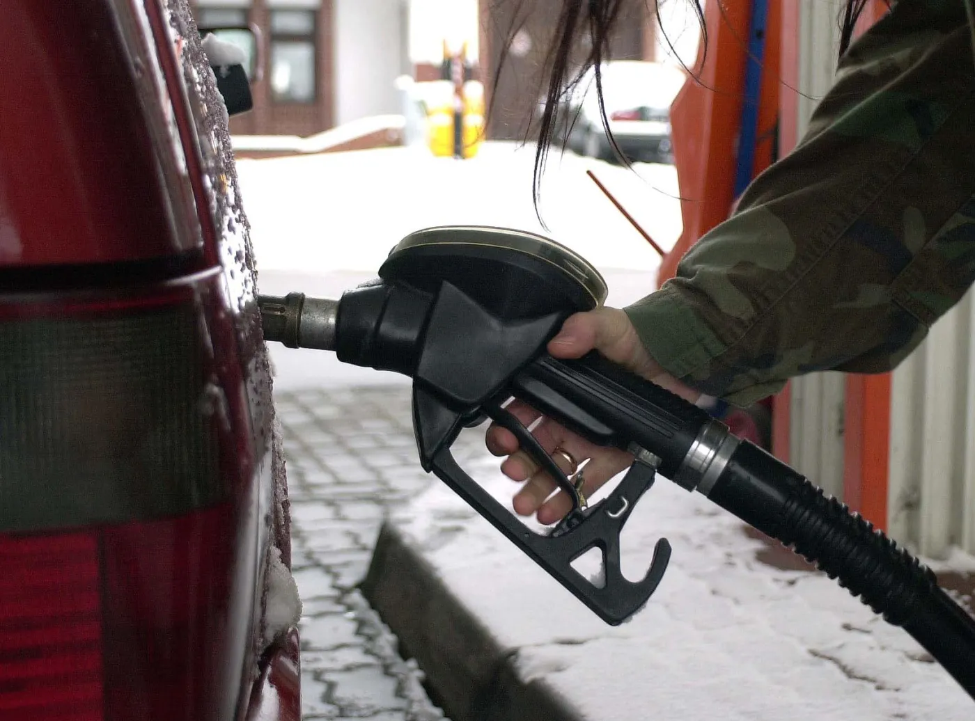 Ciułasz punkty przy tankowaniu? Złowisz telewizor za milion