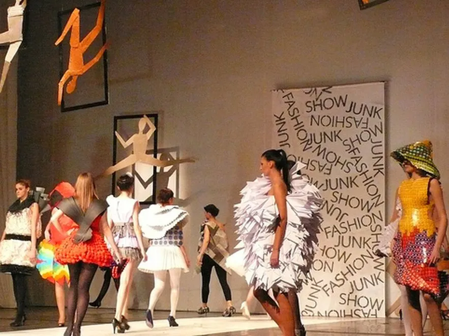 1808309-pokaz-junk-fashion-show-2011.jpg