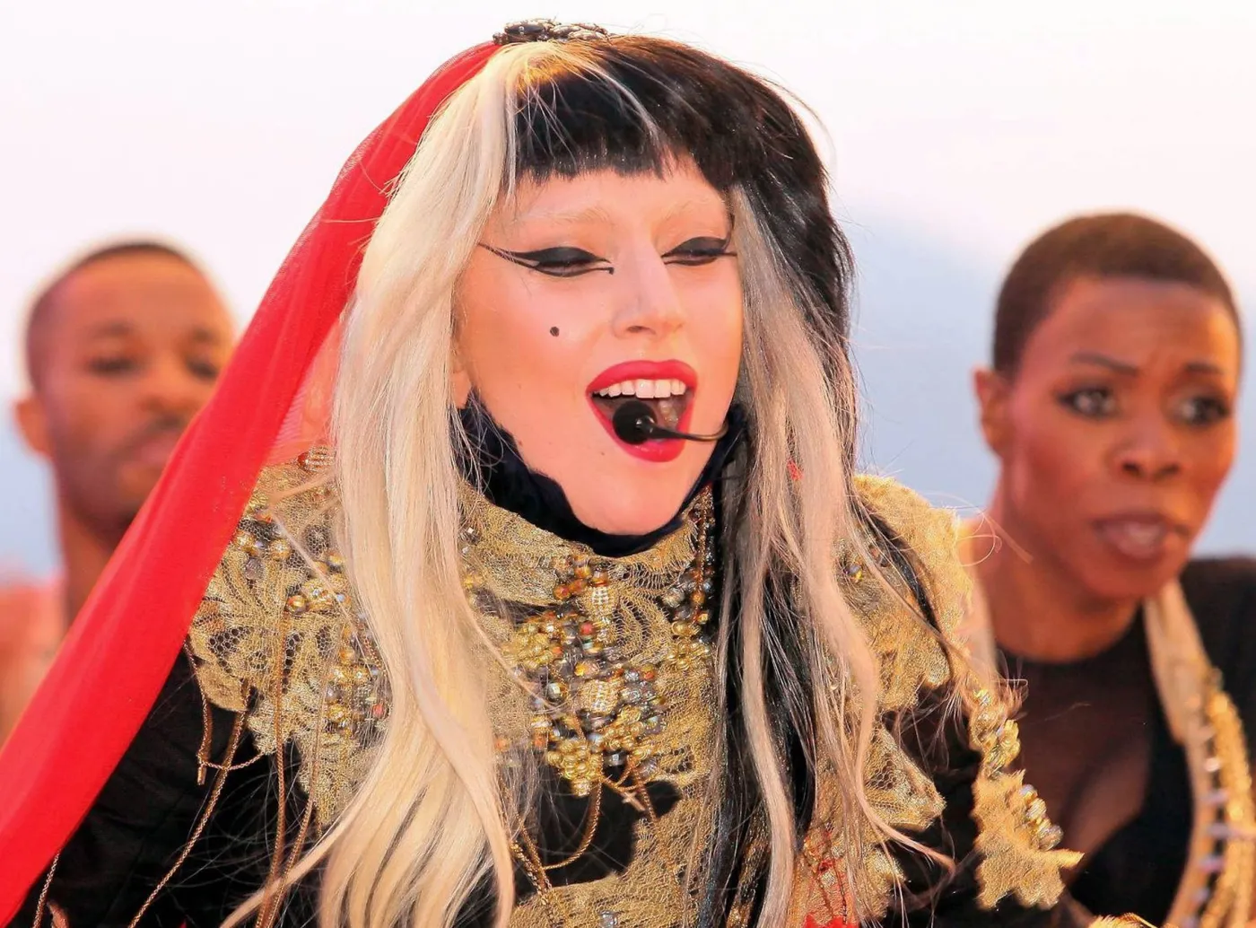 A tak w Cannes zaprezentowała się Lady Gaga...