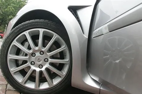 18.08.2006 Warszawa samochod Renault Clio RS model 2006Fot.Piotr Kowalczyk