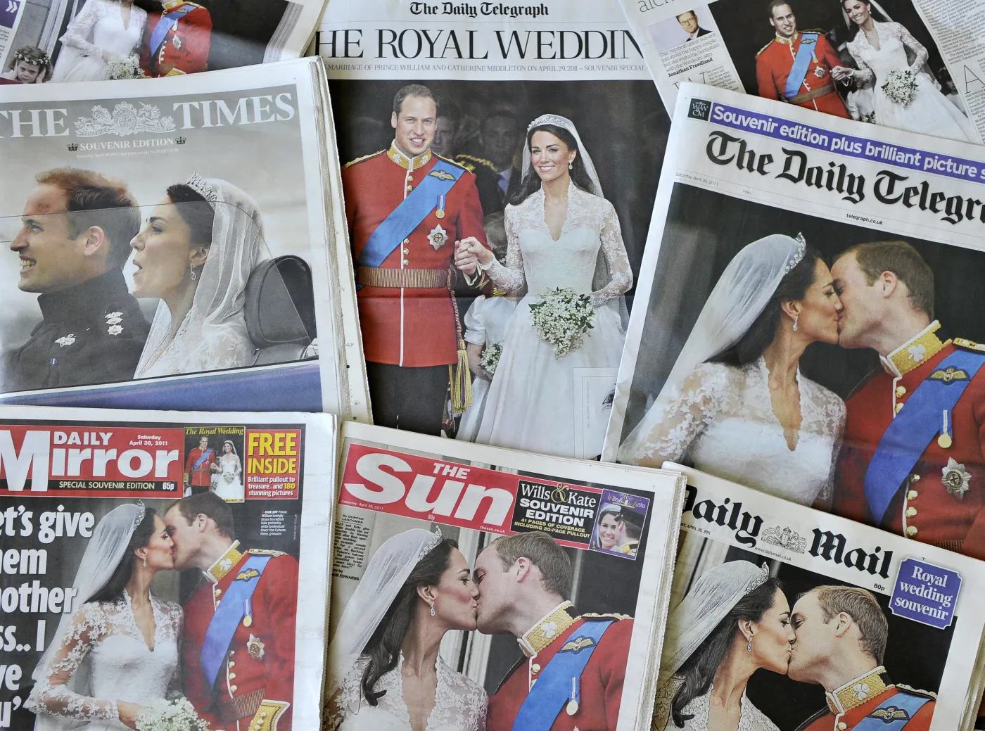 Świeżo upieczeni małżonkowie chcą spędzić miesiąc miodowy z dala od mediów