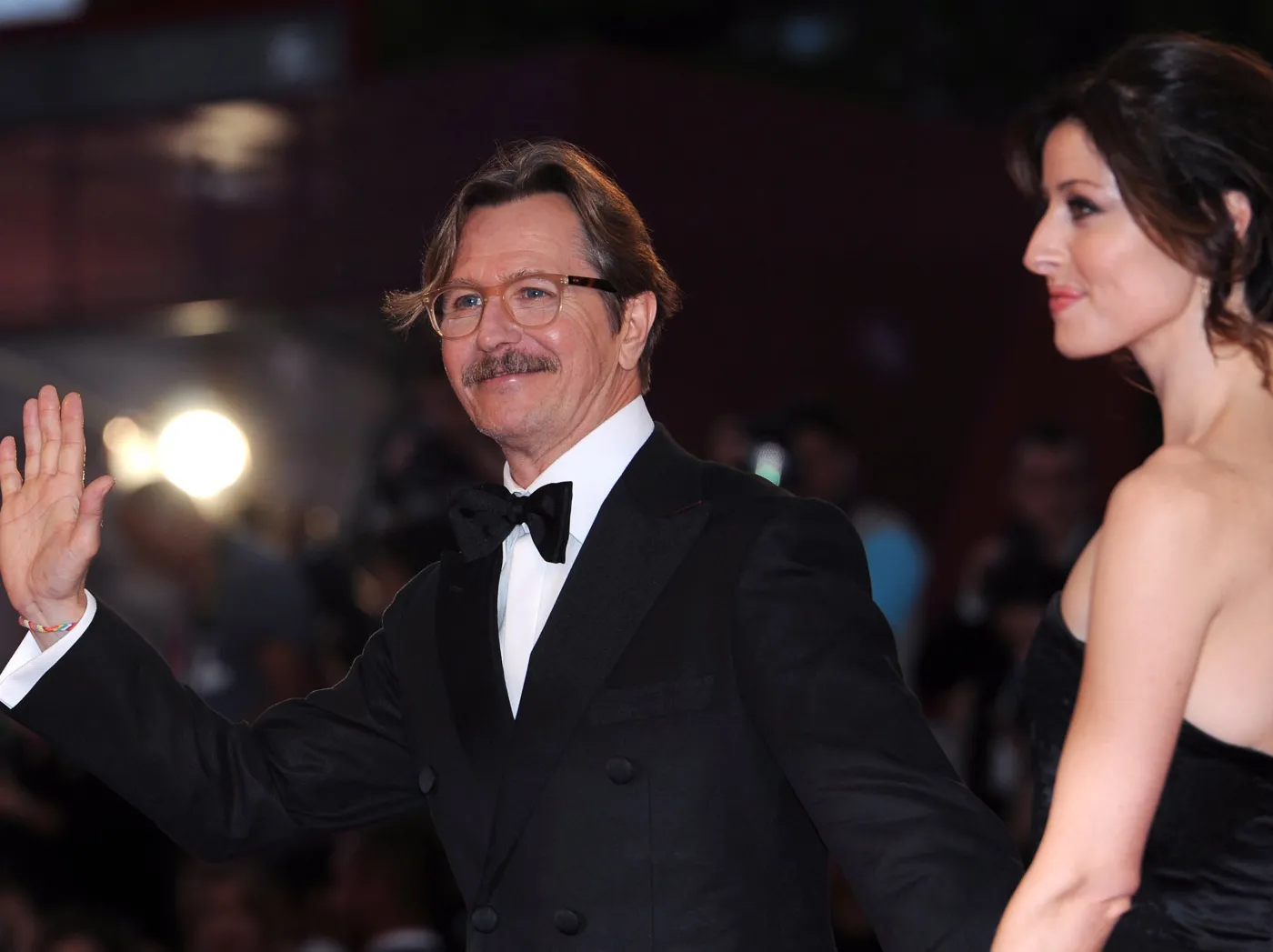 2454335-gary-oldman-z-zona-alexandra.jpg