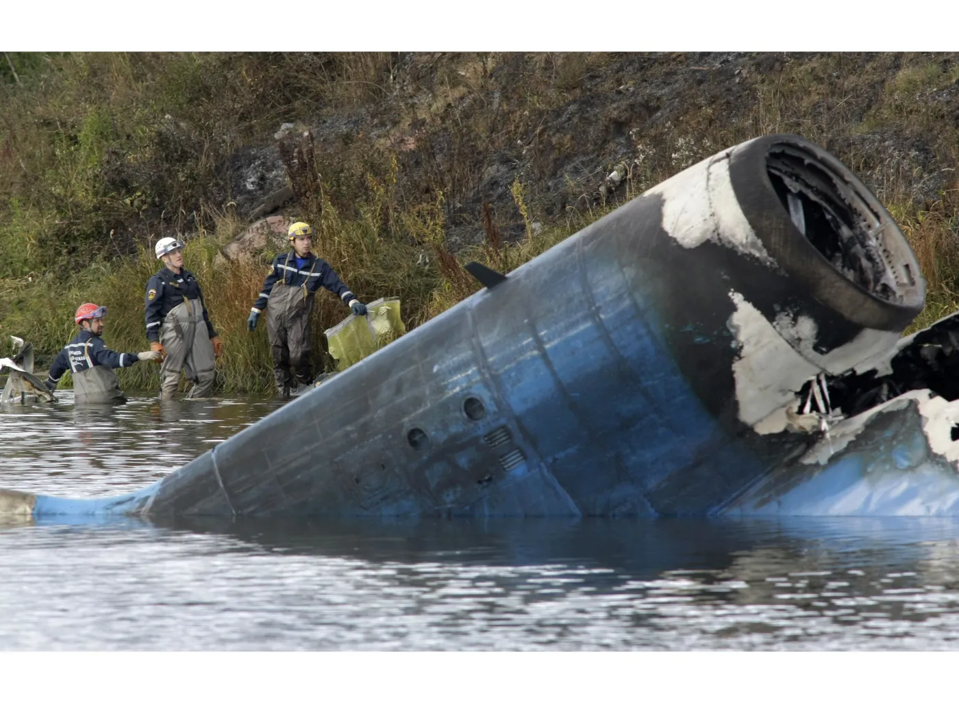 2460298-miejsce-katastrofy-samolotu.jpg