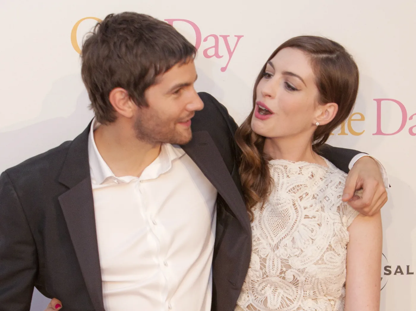 Anne Hathaway i Jim Sturgess