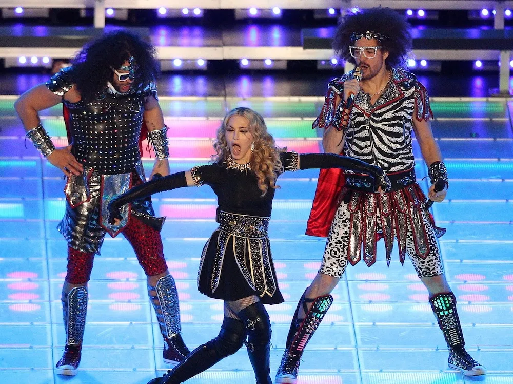 3053693-madonna-i-lmfao-na-super-bowl.jpg