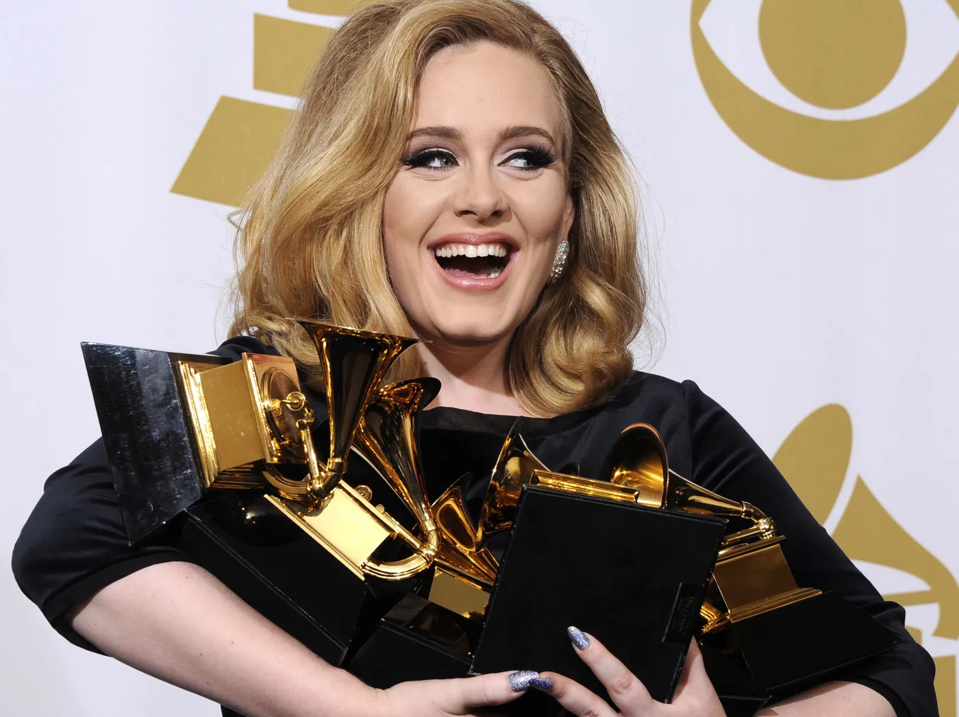 Adele zdobyła aż sześć nagród Grammy