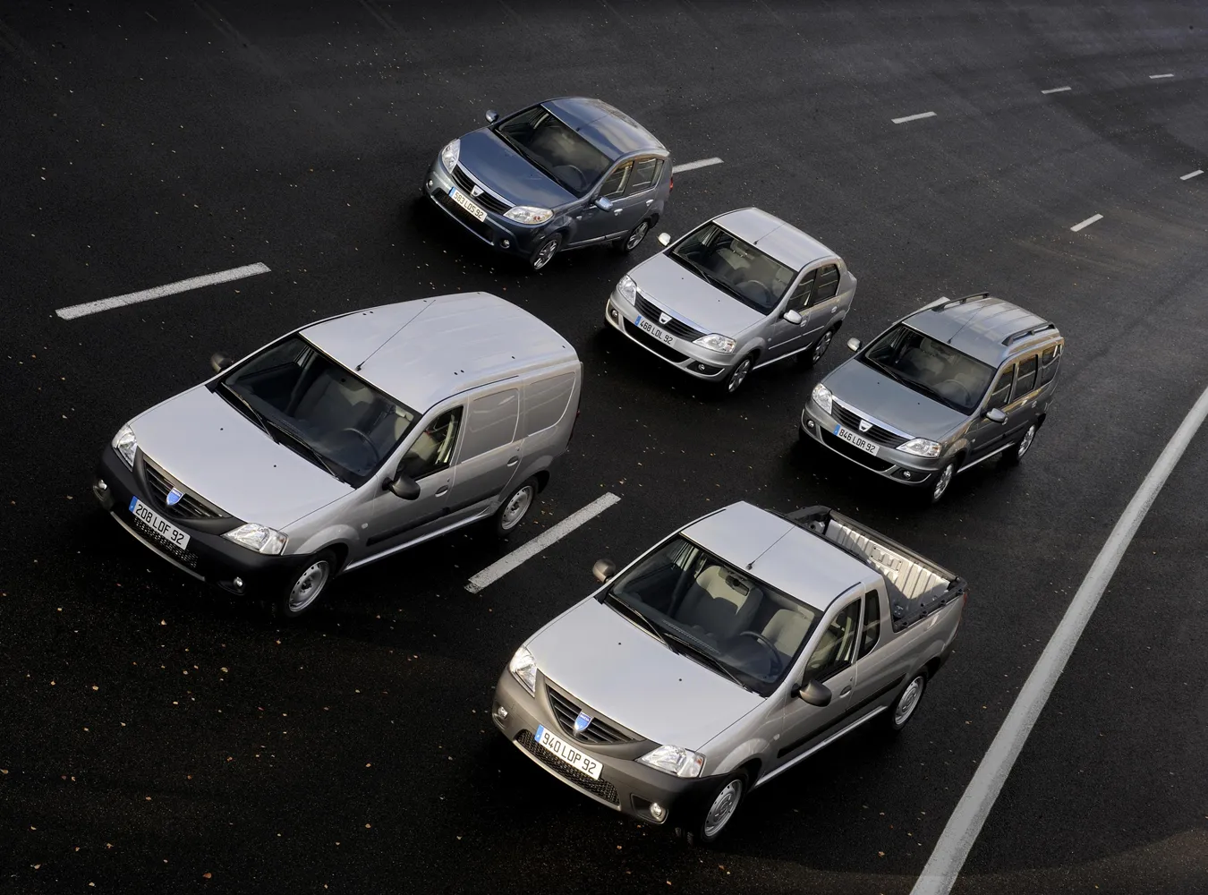 2218472-dacia2009gamme-4de0989d-range.jpg