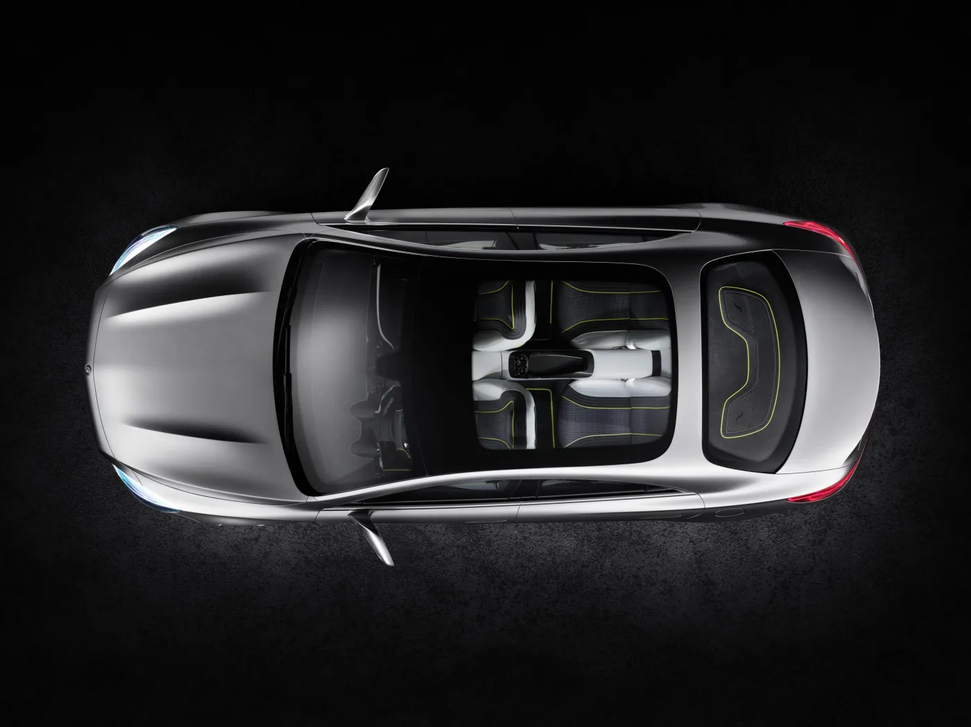 3384661-mercedes-concept-style-coupe.jpg