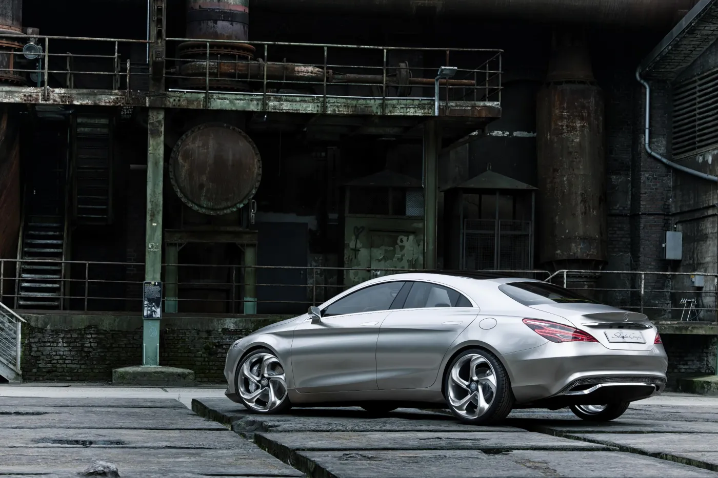 3384806-mercedes-concept-style-coupe.jpg