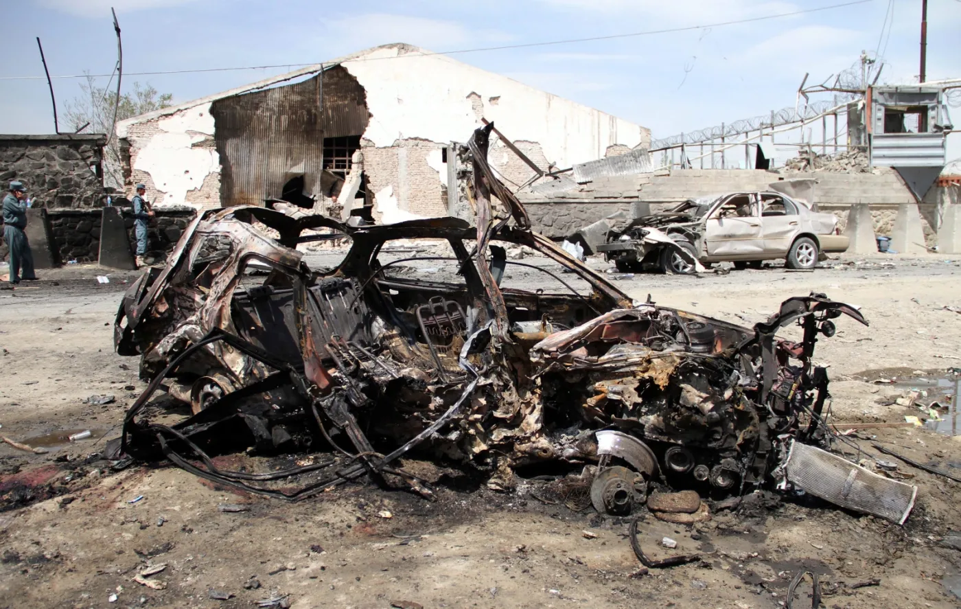 Zamach samobójczy na kompleks dla obcokrajowców w Kabulu