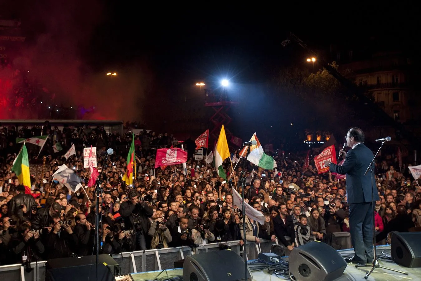 Tak Francuzi cieszyli się z porażki Sarkozy'ego