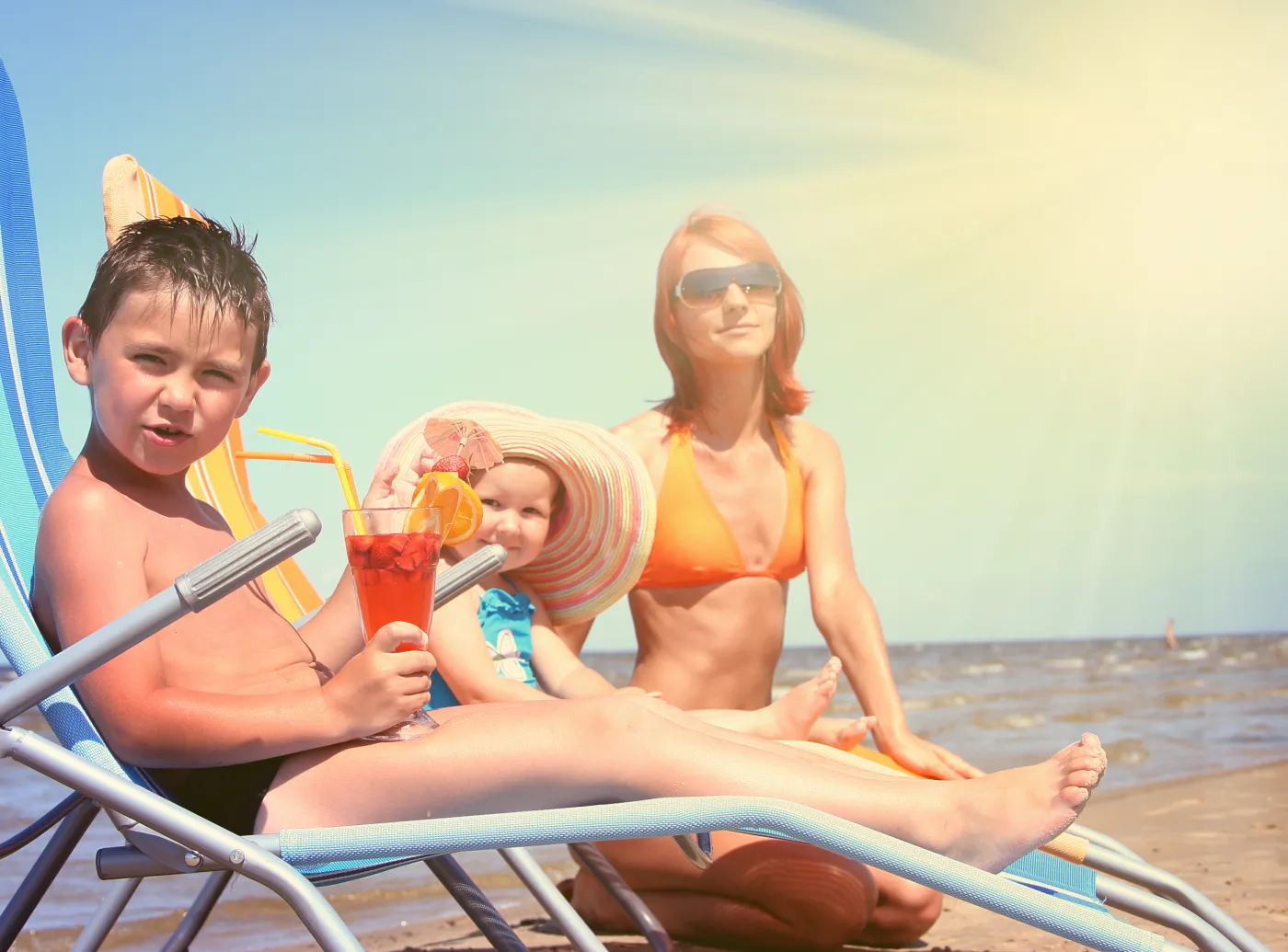 opalanie plaża rodzina dzieci urlop wakacje