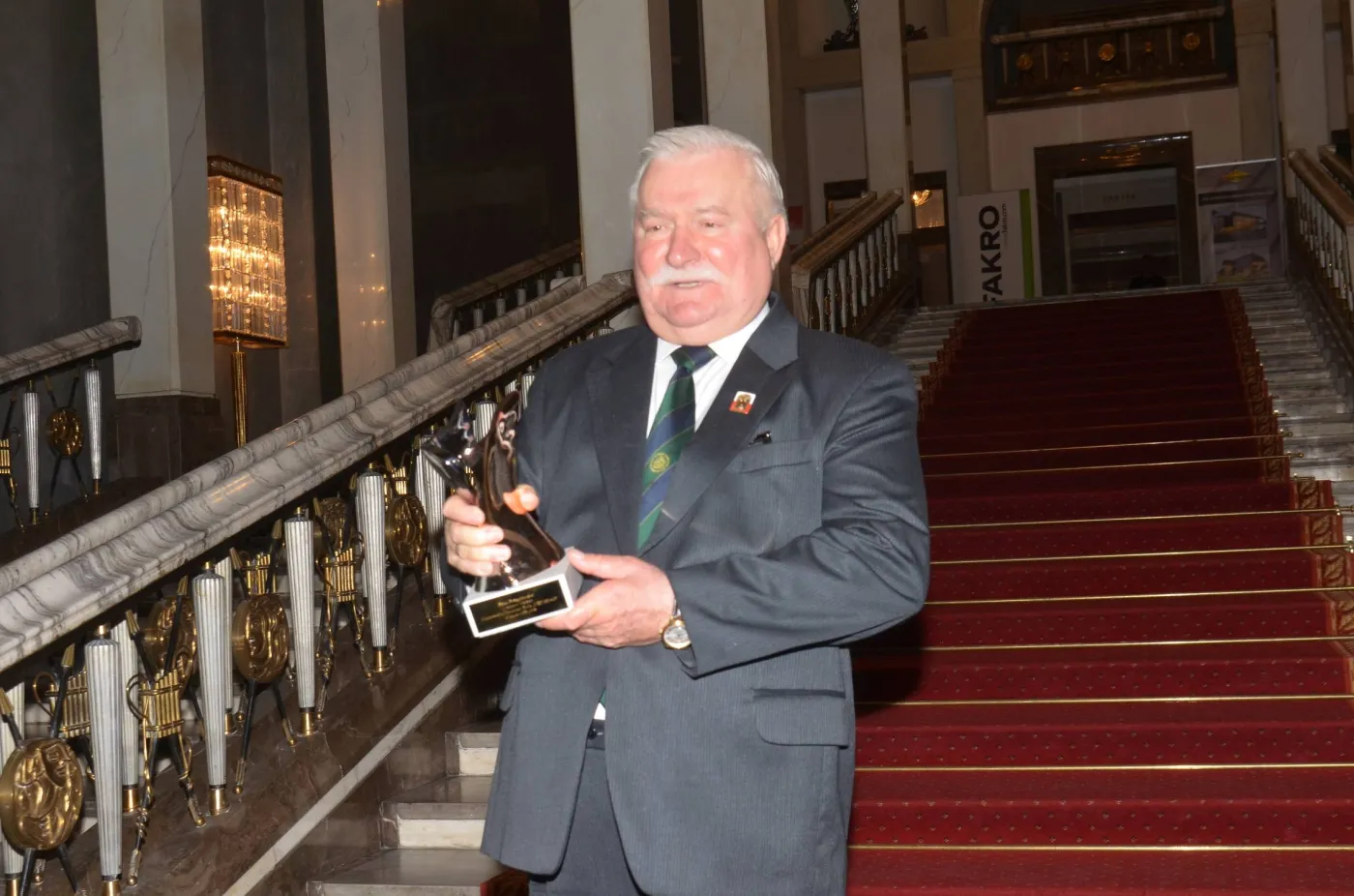 Lech Wałęsa na gali rozdania nagród Teraz Polska 2012