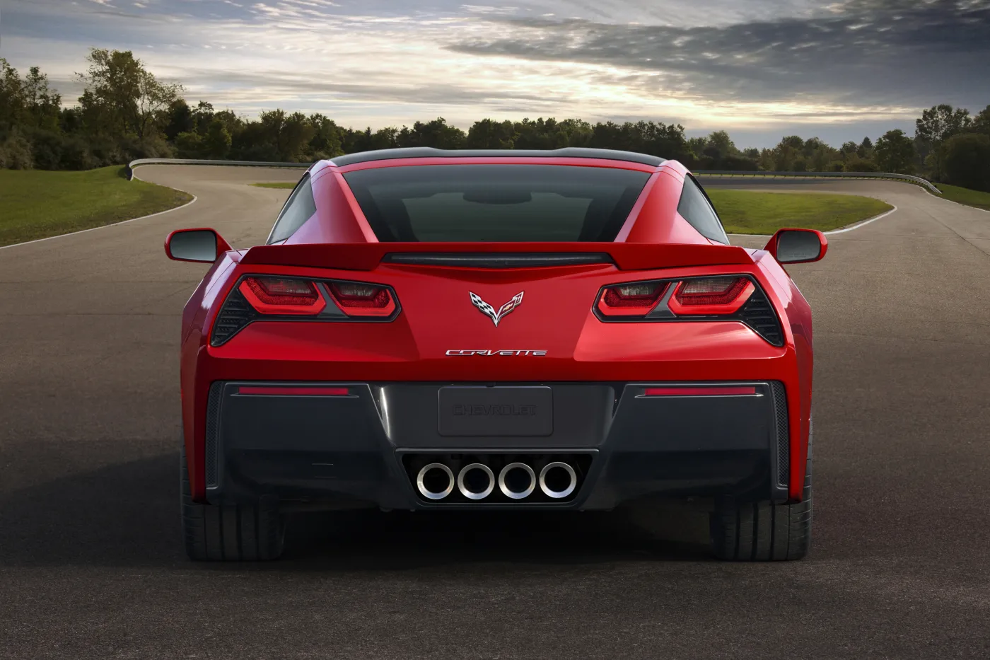 4513461-2014-chevrolet-corvette-048.jpg