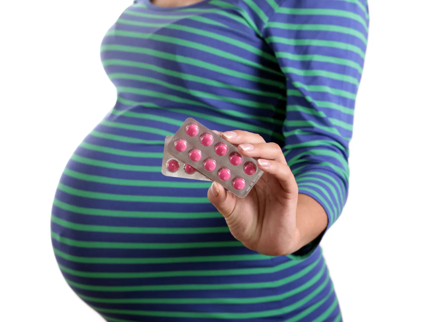 kobieta w ciąży i lekarstwa