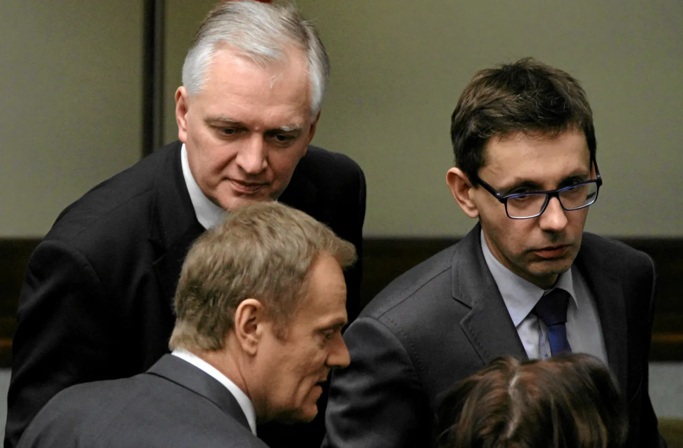 Lewica zadowolona, a prawica wytyka premierowi chaos