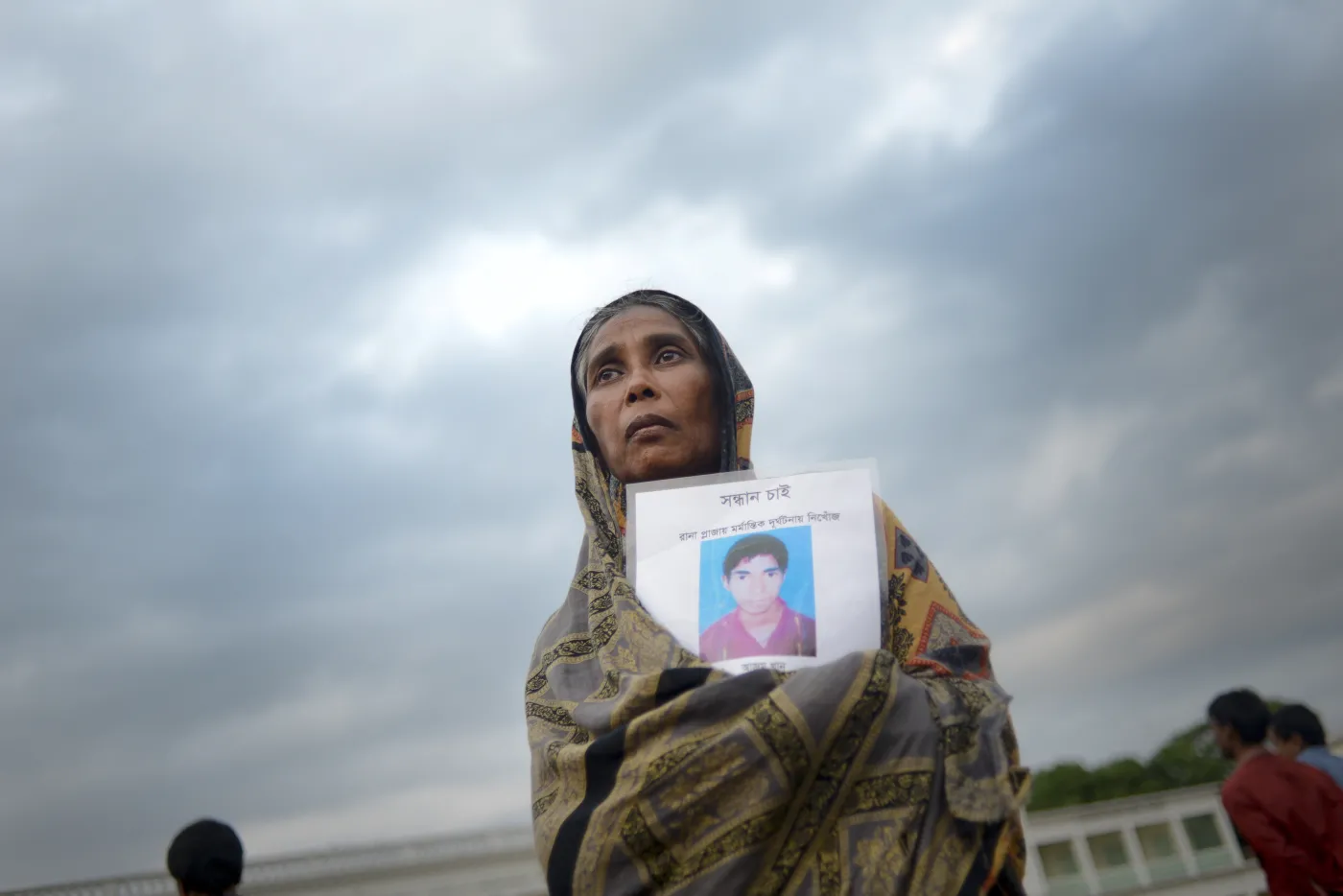 Bangladesz zawalony budynek