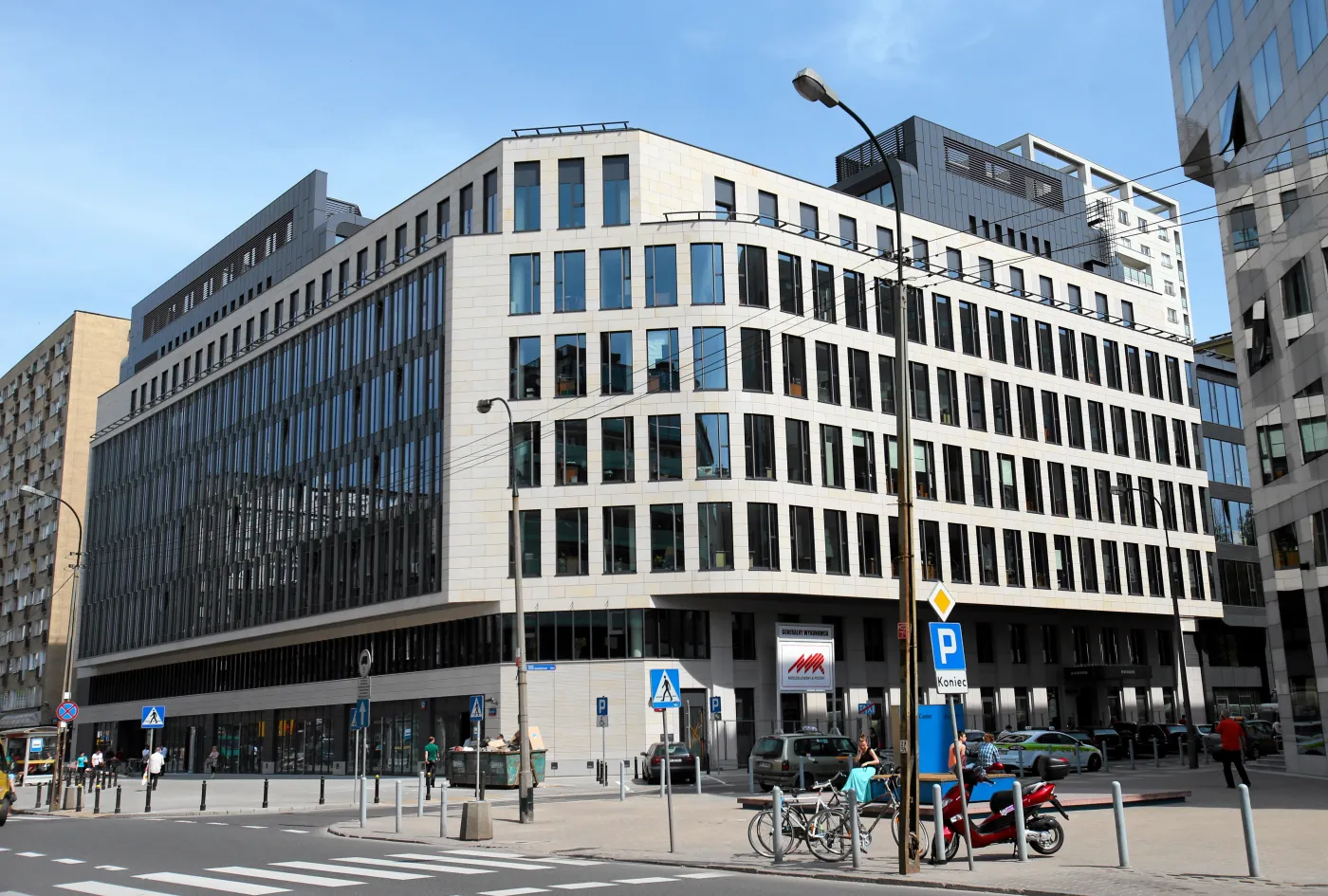 4944929-budynek-przyjazny-warszawie.jpg