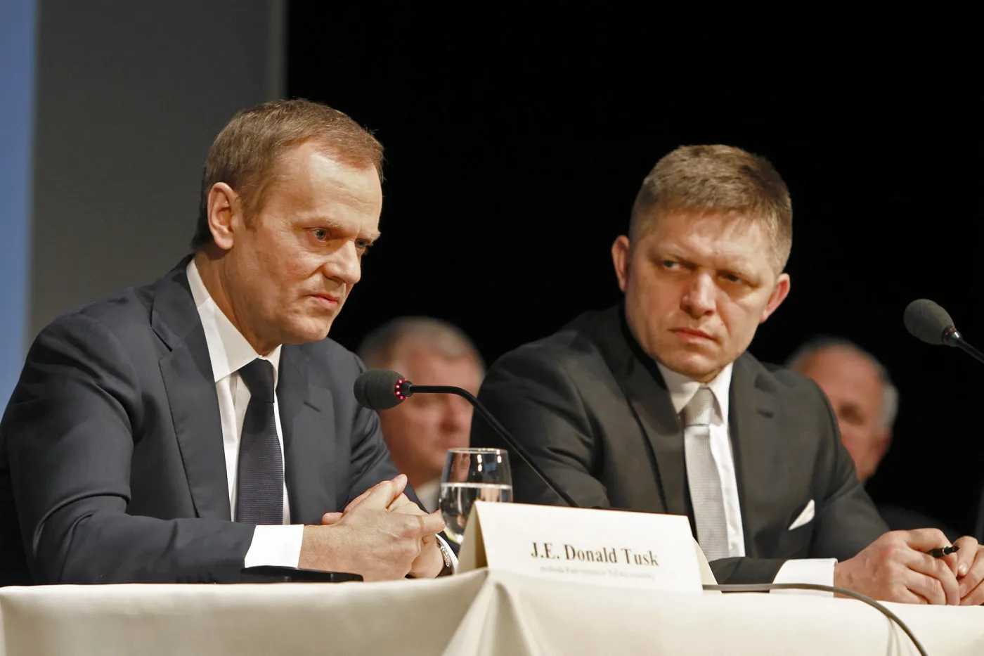 Z kabanosem i chrzanem do premiera Słowacji. Tusk broni polskiej żywności 