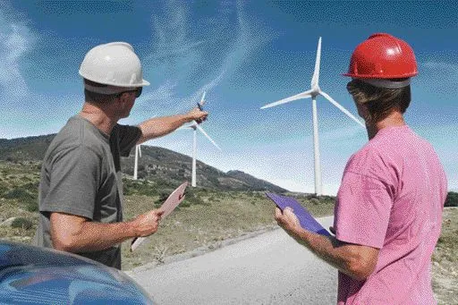 5364482-mezczyzni-na-tle-elektrowni.jpg