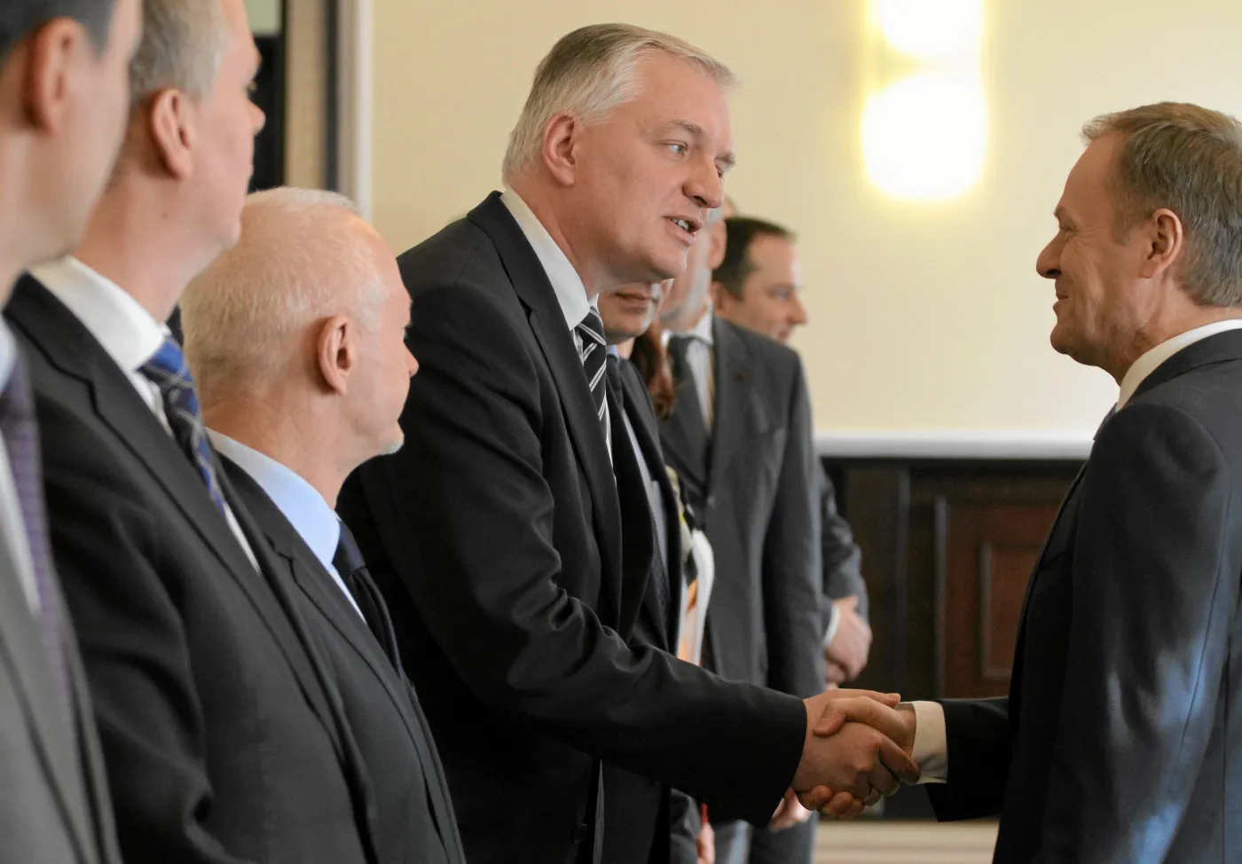 Tusk czy Gowin? SONDAŻ, kogo Polacy wolą jako szefa PO 