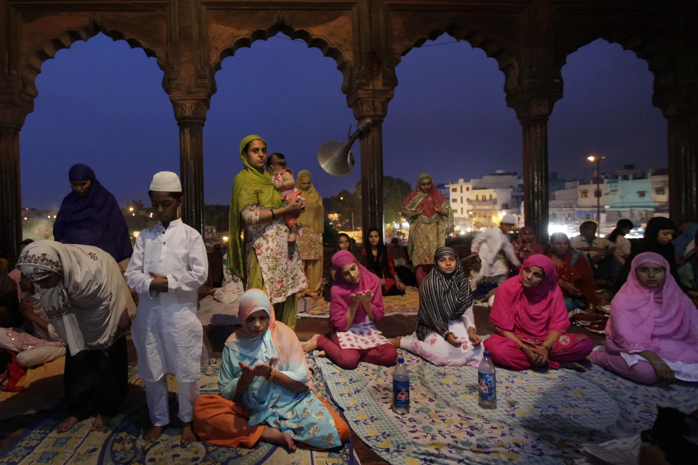 Rozpoczął się ramadan. Talibowie walk nie przerwą 