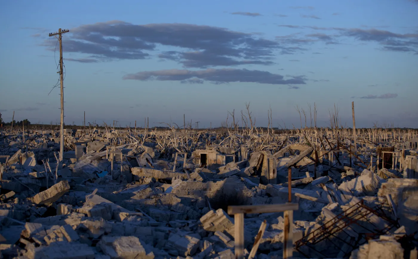 5206048-epecuen-argentyna-zatopione.jpg