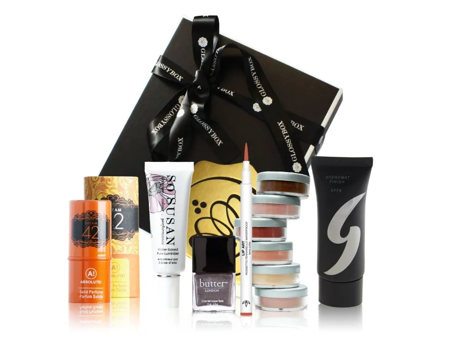 To się zawsze przyda: świąteczne zestawy kosmetyków na PREZENT DLA NIEJ