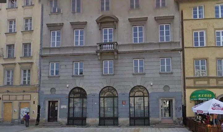 Budynek w którym mieści się klub go-go