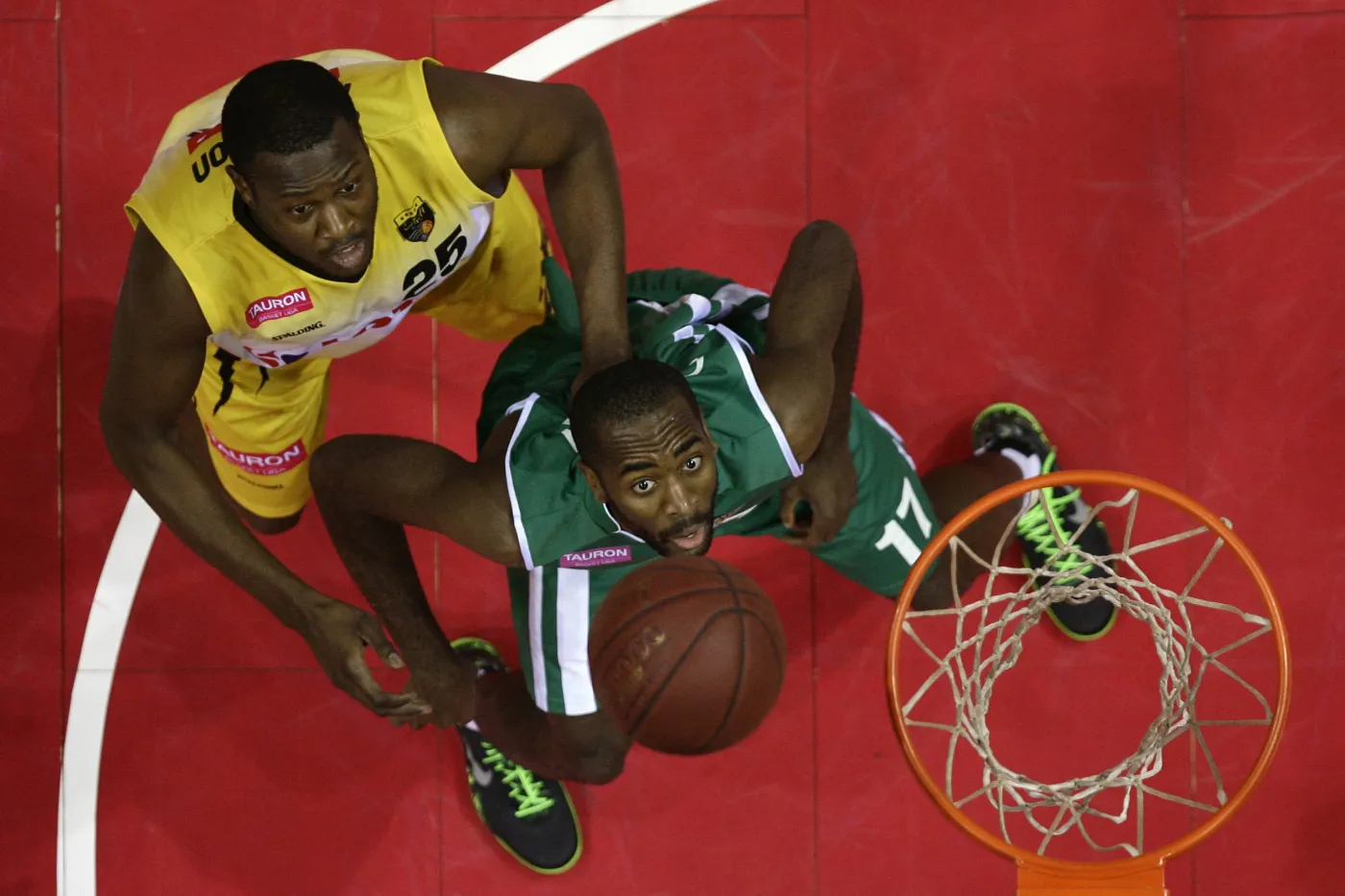 Tauron Basket Liga: Outsiderzy dali się we znaki faworytom