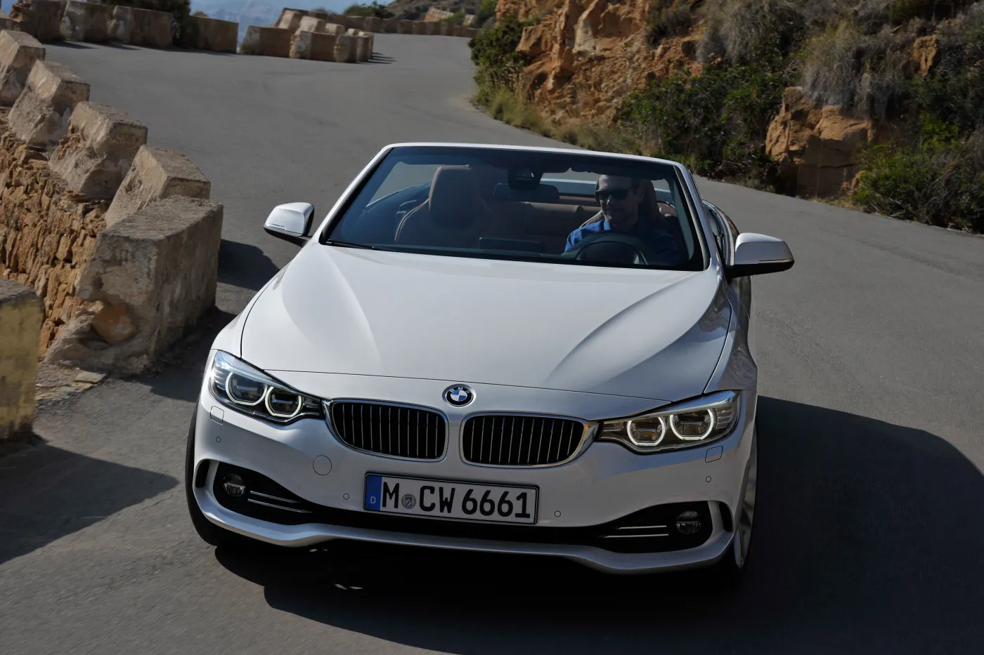 5517617-bmw-serii-4-w-wersji-kabrio.jpg