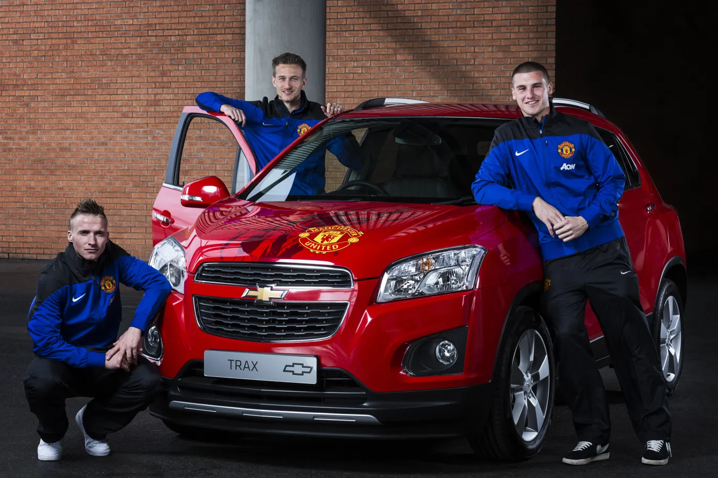 Chevrolet trax z autografami piłkarzy Manchester United może być twój