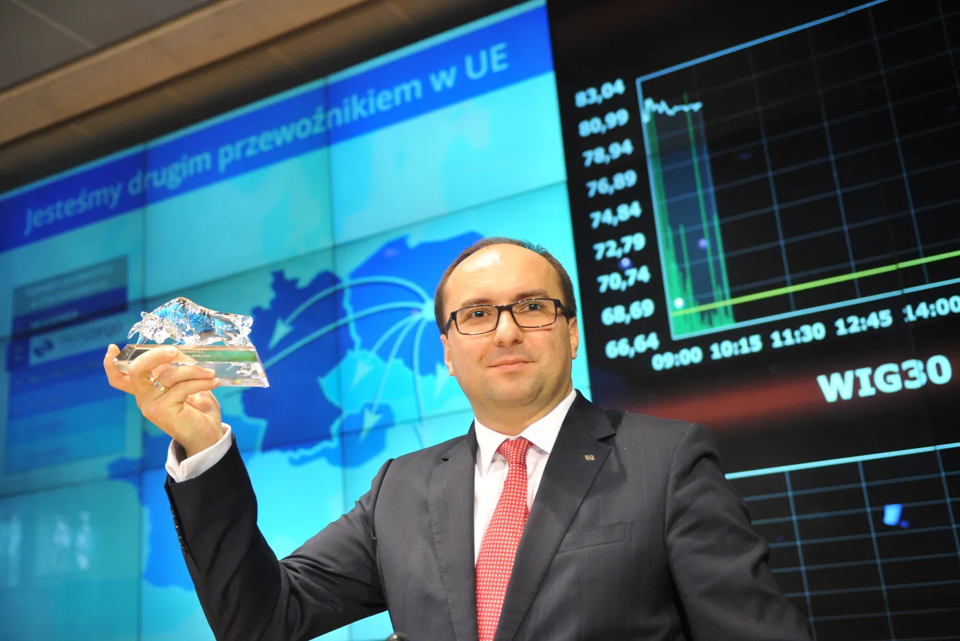 Brudna wojna w PKP Cargo. Tuż po giełdowym debiucie