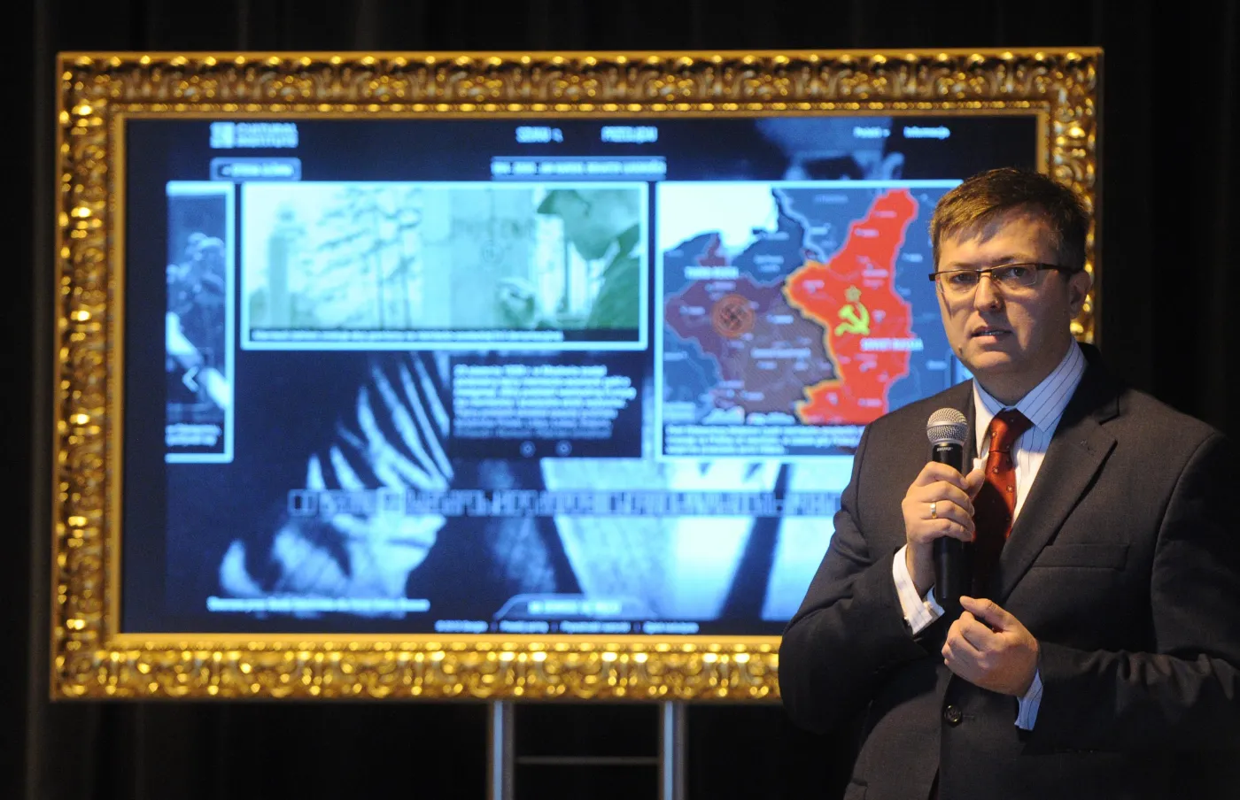 Robert Kostro, dyrektor Muzeum Historii Polski