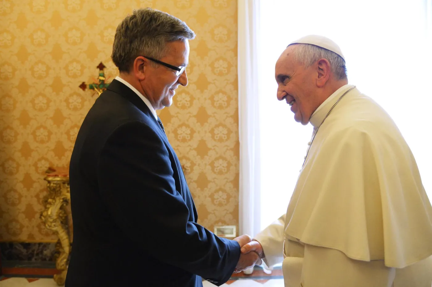 Komorowski z małżonką na prywatnej audiencji u Franciszka